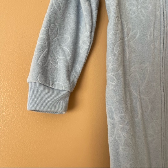 Carter’s 2T Blue Heart Fleece One-Piece Pajamas - Picture 2 of 6